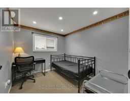 71 - 320 WESTMINSTER AVENUE - 23