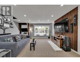 71 - 320 WESTMINSTER AVENUE - 8