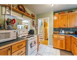 128 EMPRESS AVENUE - 11