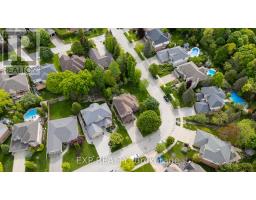 22 GLENRIDGE CRESCENT - 49