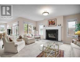 35 - 14 DOON DRIVE - 11