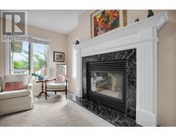 35 - 14 DOON DRIVE - 14