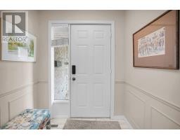 35 - 14 DOON DRIVE - 4