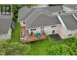 35 - 14 DOON DRIVE - 41