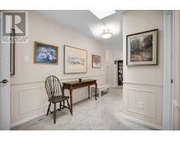 35 - 14 DOON DRIVE - 5