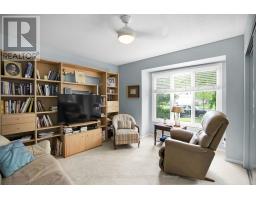 35 - 14 DOON DRIVE - 6