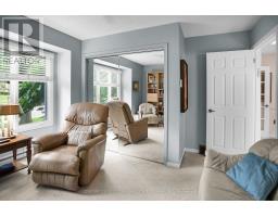 35 - 14 DOON DRIVE - 7