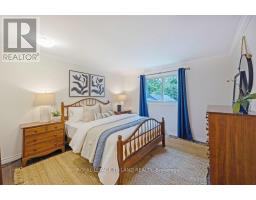 30 REXWAY ROAD - 15