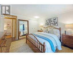 30 REXWAY ROAD - 16