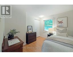 30 REXWAY ROAD - 20