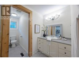 30 REXWAY ROAD - 21