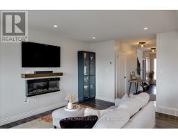 100 GILMOUR DRIVE - 13