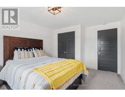 405 DARCY DRIVE W - 32