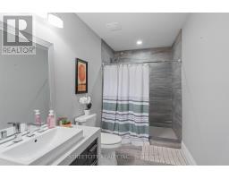 405 DARCY DRIVE W - 44