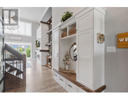 405 DARCY DRIVE W - 8