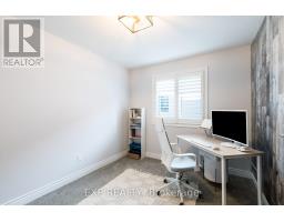2180 YELLOWBIRCH PLACE - 29