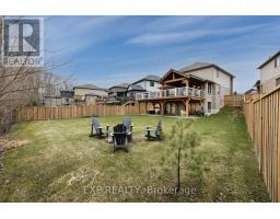 2180 YELLOWBIRCH PLACE - 38
