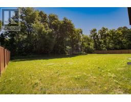 2205 LOCKWOOD CRESCENT - 3