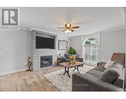 22782 ADELAIDE ROAD - 3