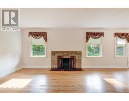 388 COLVILLE BOULEVARD - 4