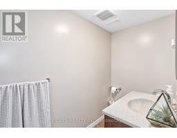 135 KENT STREET - 28