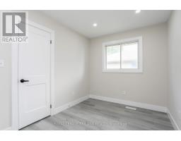 376 HIGHVIEW DRIVE - 17