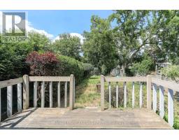 376 HIGHVIEW DRIVE - 22