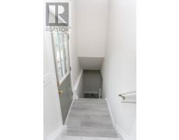 376 HIGHVIEW DRIVE - 25