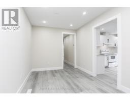 376 HIGHVIEW DRIVE - 7