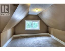 89 GLADSTONE AVENUE - 21