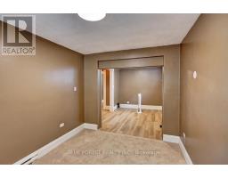 89 GLADSTONE AVENUE - 32