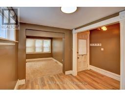 89 GLADSTONE AVENUE - 40