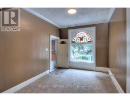 89 GLADSTONE AVENUE - 8