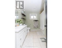 139 COULTER AVENUE - 22