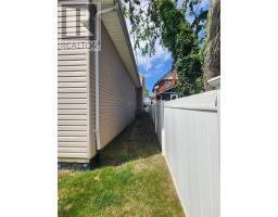 119 ERIE STREET - 9