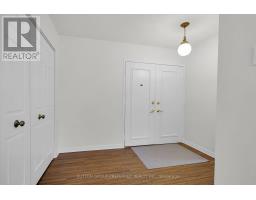 213 - 300 EVERGLADE CRESCENT - 3