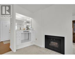213 - 300 EVERGLADE CRESCENT - 9