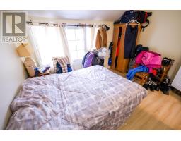 552 ADELAIDE STREET N - 14
