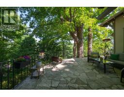 445 WESTMOUNT DRIVE - 6