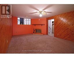 29 QUEEN ANNE CIRCLE - 17