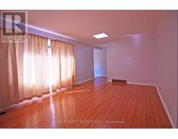 29 QUEEN ANNE CIRCLE - 5