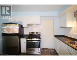 102 PAPERBIRCH CRESCENT - 7