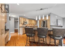 2 LONGVIEW COURT - 12