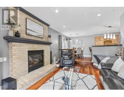 2 LONGVIEW COURT - 14