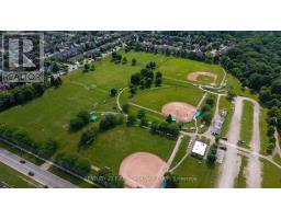 2 LONGVIEW COURT - 36