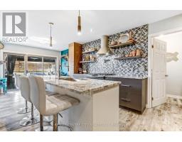 23 LEXINGTON COURT - 12