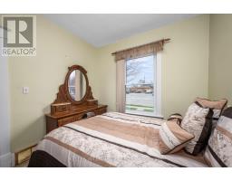 53 TENNYSON STREET - 12