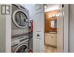 6 - 20 WINDMERE PLACE - 10