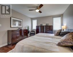 6 - 20 WINDMERE PLACE - 13