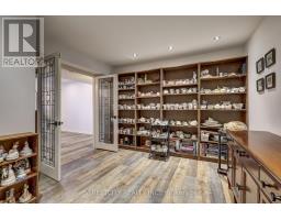 6 - 20 WINDMERE PLACE - 33